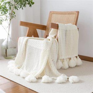 Knitted Textured Cream Pom Pom Throw Blanket